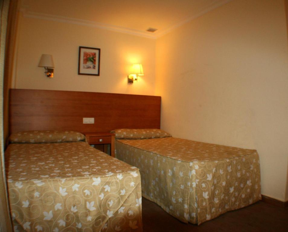 Hostal Margarita La Línea de la Concepción Exteriör bild