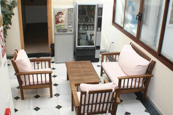 Hostal Margarita La Línea de la Concepción Exteriör bild