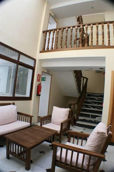 Hostal Margarita La Línea de la Concepción Exteriör bild